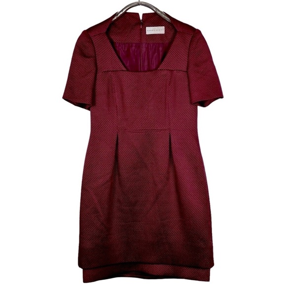 DARBY SCOTT TIERED SQUARE NECK SHORT SLEEVE JACQUARD RED HOLIDAY COCKTAIL DRESS - Picture 4 of 14